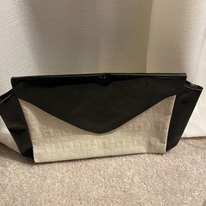 Estee Lauder Cosmetic Makeup Bag Black/Cream Clutch